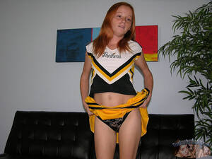 Amatuer Cheerleaders Porn - Nude cheerleader Alyssa flaunts tiny tits pussy and pretty feet