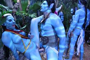 Avatar Blue Porn - Blue Movie: 3D â€œAvatar XXXâ€ fights piracy while mixing species â€“  Uncomfortably Close with Gram Ponante