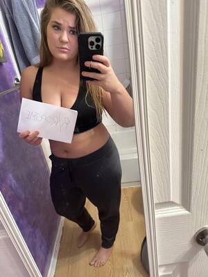 casey cam pussy - 32, fat, no boyfriend. Roast me until I get skinny ðŸ¤£ : r/RoastMe