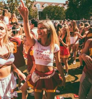 cheerleader group sex college - Cheerleader Blows Group of Teens at Daytime Rave