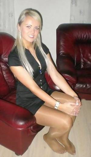 Amateur Pantyhose - Real pantyhose pics ...