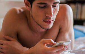 cell phone porn - Why You Should Stop Watching Porn on Your Cell Phoneâ€‹ | Men's Health