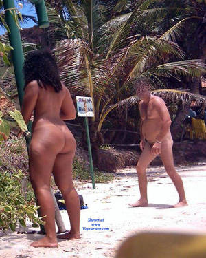 brazilian beach ass voyeur - Pic #1 Couple In Tambaba Beach, Brazil - Brunette, Outdoors, Beach Voyeur