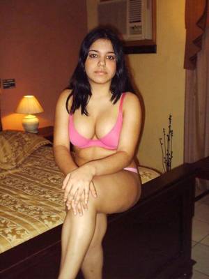miss college nudist - Indian Hot in Bikini Nude and Naked young College Girls Latest Photo gallery