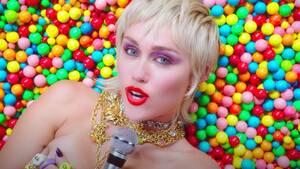 Miley Cyrus Wet Pussy - Miley Cyrus â€“ Audiofemme