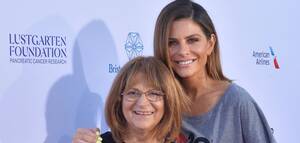 Maria Menounos Blowjob - Maria Menounos mourns death of mom Litsa Menounos - UPI.com