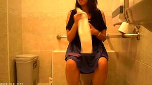 Asian Girls Toilet Porn - Toilet Time: Asian girl toilet 4 - ThisVid.com