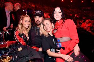 Billy Ray Cyrus Sex - Why Miley's Mom Tish Cyrus Filed for Divorce From Billy Ray Cyrus