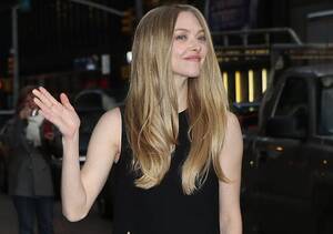 Amanda Seyfried Anne Hathaway Porn - Amanda Seyfried sur son film porno : Â« On ne fait pas vraiment l'amour Â» â€“  Closer