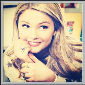 Disney Channel Ant Farm Porn - Stefanie Scott from the Disney Channel's A.N.T. Farm was stacking on the  lia sophia rings.