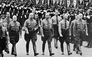 Nazi S&m Porn - In this 1938 file photo Heinrich Himmler, second right, chief of secret  police,