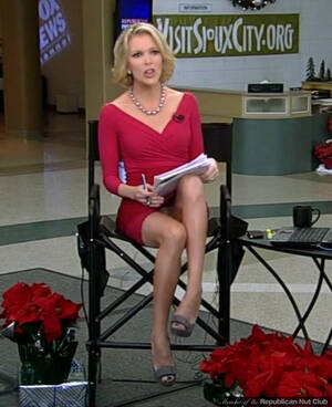 anchor babes upskirt - Fox News Anchors Pantie Shots