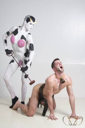 cow shemale - Naughty Danni cow bodypainting - ShemaleTubeVideos