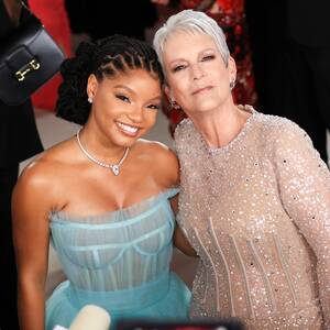 Leg Pussy Jamie Lee Curtis - See Halle Bailey Finally Become Part of Jamie Lee Curtis' World