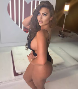 Ana Cheri Porn - Lauren Goodger showcases peachy derriÃ¨re as she poses in nothing but a tiny  bikini in throwback snaps - OK! Magazine