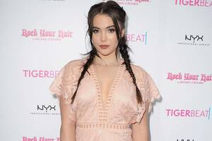 Mckayla Maroney Porn - McKayla Maroney Says Reliving Trauma from Larry Nassar Abuse Made Her Want  to 'Become Someone Else'