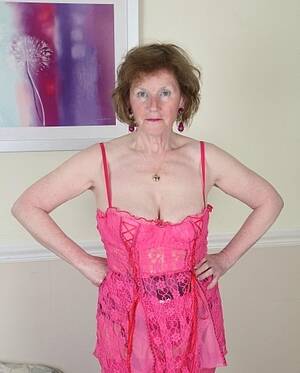 Amateur Mature Granny Porn - Amateur mature granny Pearl strips and poses.