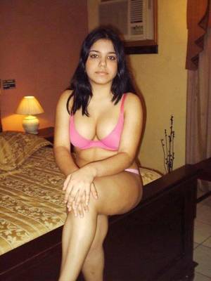 busty indian girls nude - beautiful indian busty women naked ...