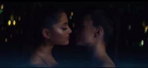 Ariana Grandes Lesbian - Ariana Grande 'Break Up With Your Girlfriend, I'm Bored' video has lesbian  twist | PinkNews