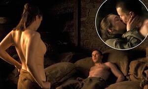 Arya Game Of Thrones Sex - Game of Thrones fans brand Arya sex scene 'weird' and 'uncomfortable' |  Daily Mail Online