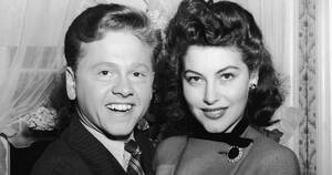 Mickey Rooney Sex - Hollywood veteran Mickey Rooney almost 'wore out the casting couch' with  young actresses 'for roles that didn't exist', new book claims - MEAWW