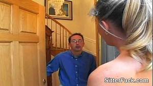 Drugged Babysitter Porn - Babysitter loves squirting