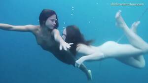 Lesbians Underwater - Girls on Tenerife underwater lesbians - XVIDEOS.COM