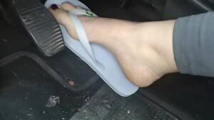 Car Blowjobs In Flip Flops - Sweaty feet italian milf in car big orgasm with vibrator while driving in flip  flops - XNXX.COM