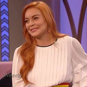 Celebrity Lesbian Lindsay Lohan - Lindsay Lohan denies being a lesbian as she discusses THAT troubled past:  \