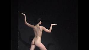 bbw naked on stage - 