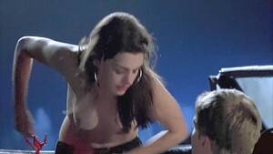 anne hathaway topless beach - anne-hathaway-topless-havoc-05.jpg | MOTHERLESS.COM â„¢