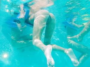 college underwater nude - Nude Girls Underwater | MOTHERLESS.COM â„¢