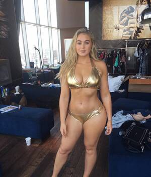 gold bikini - Gold bikini Porn Pic - EPORNER