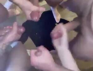 circle jerk cum shot handjob - 4 guy circle jerk and cum on shirt - ThisVid.com