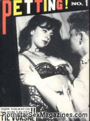 antique erotica magazines - PETTING 01 1960s Vintage erotica Magazine - Teenage Barmaid first erotic  scene @ Pornstarsexmagazines.com