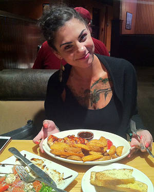 bonnie rotten rough - BBQ Chicken and Fries With Bonnie Rotten