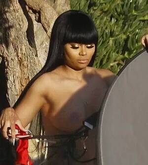 Blac Chyna Tits - Blac Chyna Exposes Nude Tits On Beach â€“ Celebs Unmasked