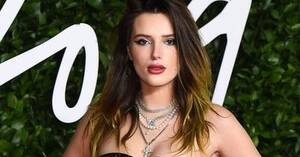 Bella Thorne Porn Comics - Bella Thorne Earns Record $1M On OnlyFans In A Single Day - Comic Sands