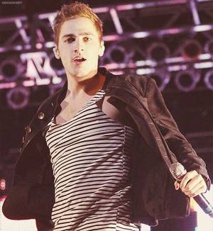 Big Time Rush Moving - Asdfghjkll Â· Kendall SchmidtBig Time RushLeonardo ...