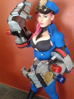 League Of Legends Vi Porn - Lisa Lou Who as Officer Vi (League of Legends)