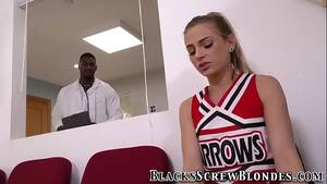 Bbc Cheerleader Porn - Cheerleader rides bbc - XVIDEOS.COM