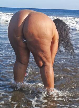 fat old granny at beach - Bare Fat Asses on the Beach (63 photos) - sex eporner pics