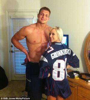 Nfl Football Porn - NFL New England Patriots star Rob Gronkowski apologises after posing with  porn star | Daily Mail Online