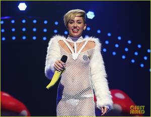 Miley Cyrus Xxx Sex - Miley Cyrus Sings 'Wrecking Ball' in Nearly Nude Outfit (Video): Photo  2957221 | 2013 IHeartRadio Music Festival, Miley Cyrus, Sheer Photos | Just  Jared: Entertainment News