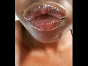 fat juicy lips - Big black juicy lips puckering - XVIDEOS.COM