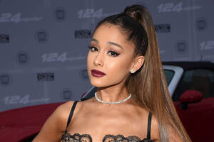 Ariana Grande Masterbating Porn - Ariana Grande Apologizes After JonBenÃ©t Ramsey Instagram Joke | Crime News