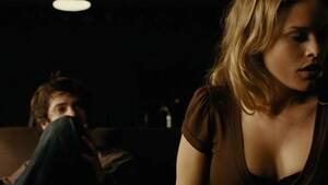 Alice Eve Lesbian - Crossing Over - The hottest scenes with Alice Eve