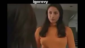 foreign movie upskirt - angela-libal-03-as-ellen-upskirt-no-panties-film-esibizionista - XVIDEOS.COM