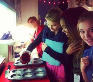 Ant Farm Cast Having Sex - Baking cupcakes with the cast of ANT Farm. So much fun!