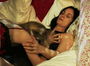 Carrie Anne Moss Having Sex - Carrie-Anne Moss Hot Lesbian Sex Scenes from Compulsion - NuCelebs.com